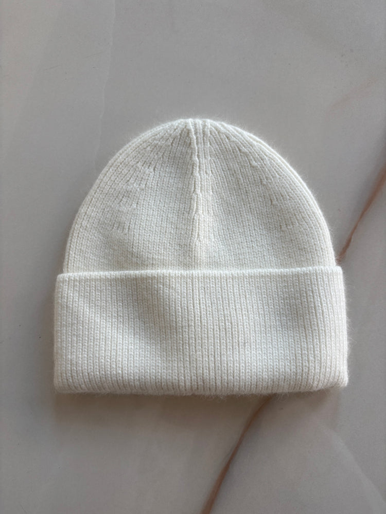 BERRETTA CON RISVOLTO - MUSA - BIANCO