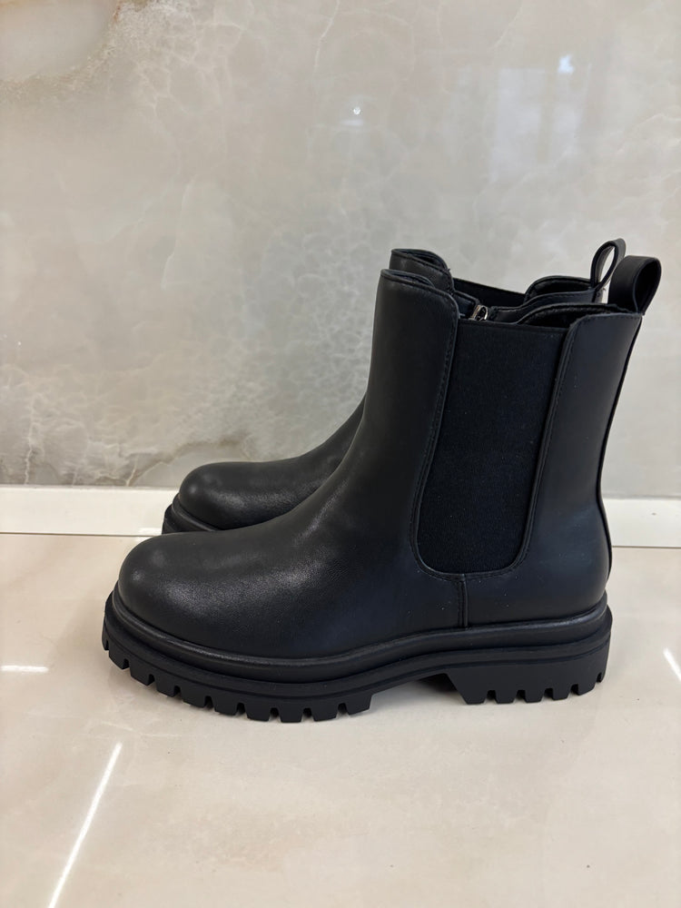 STIVALETTO BASSO LISCIO - NERO