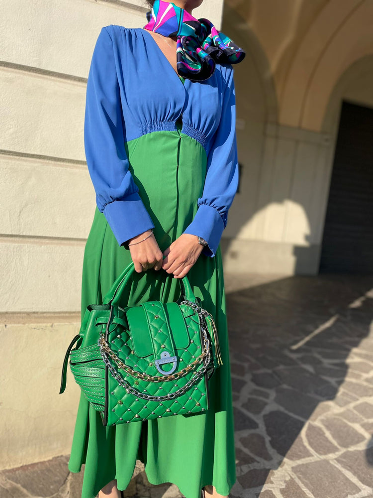 ABITO VERDE E BLU