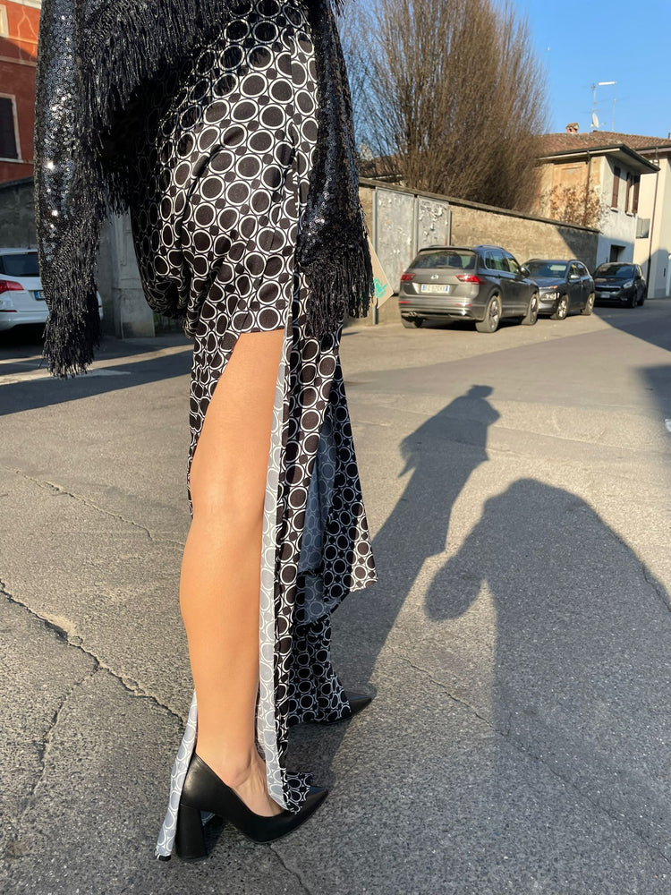 GIL SANTUCCI - ABITO NERO CON SPACCO