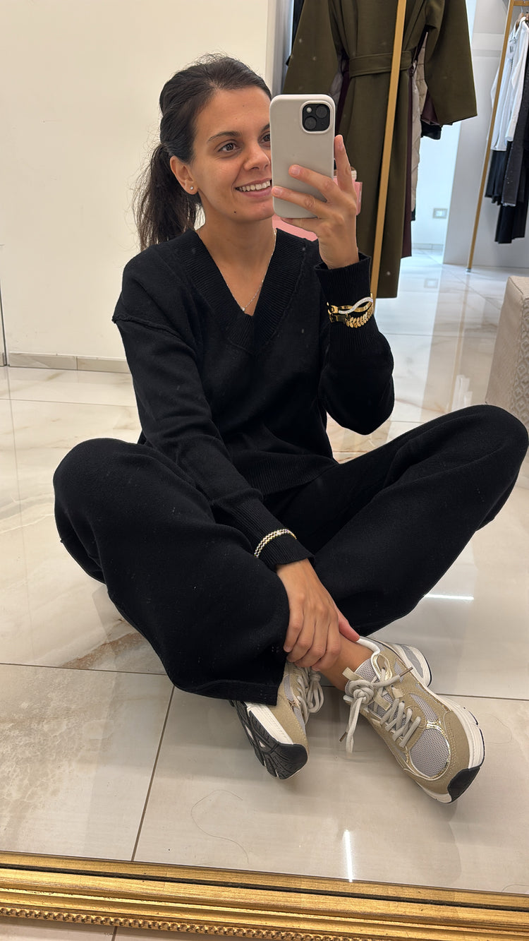 SUSY MIX -  COMPLETO MAGLIA V + PANTALONE - NERO