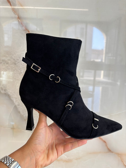 STIVALETTO LACCETTI - NERO